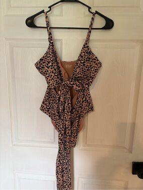 aerie Leopard Print Tie-Front One-Piece Swimsuit - Tan & Black